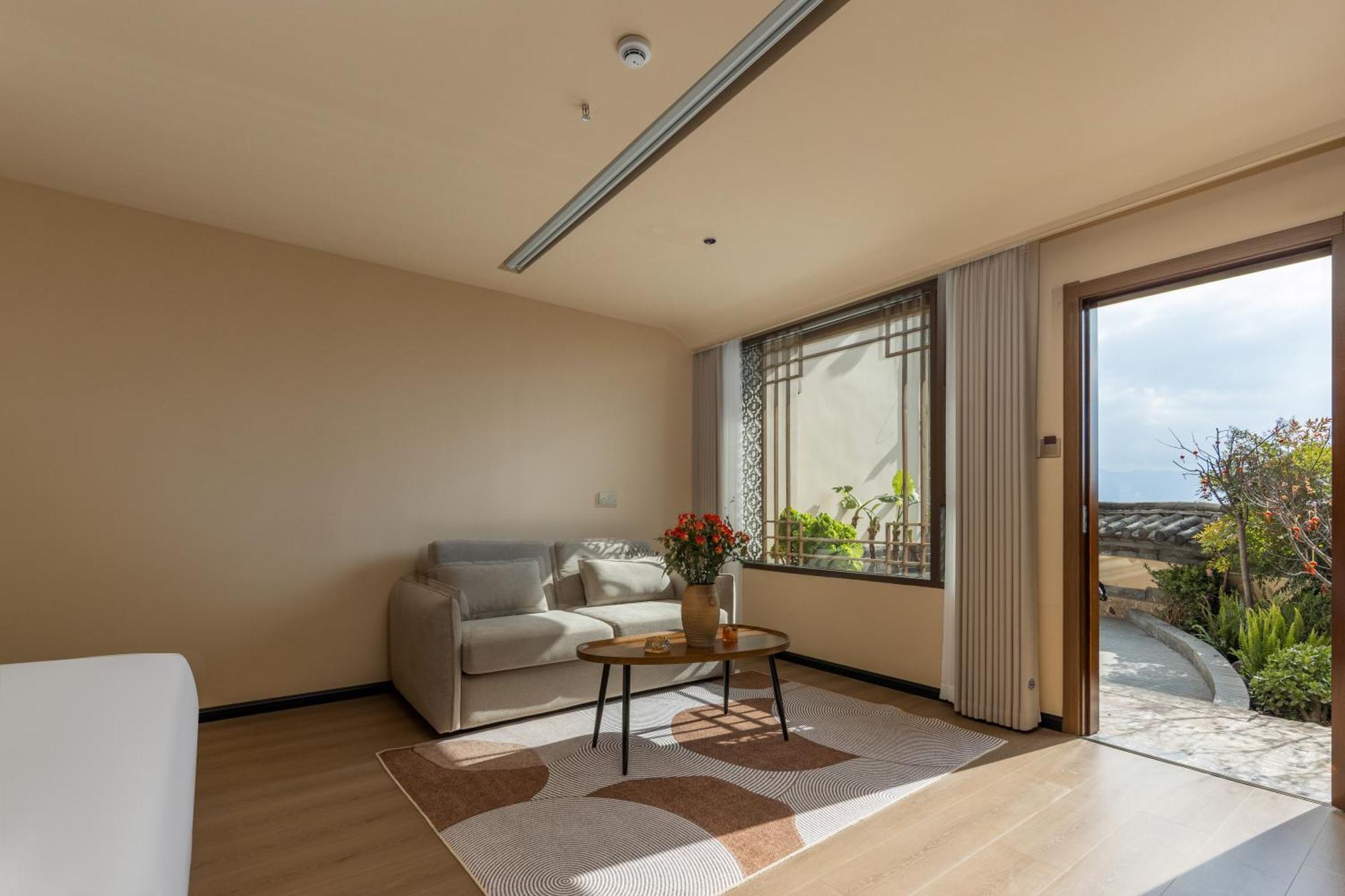 Lijiang Byw Mount View Inn Экстерьер фото